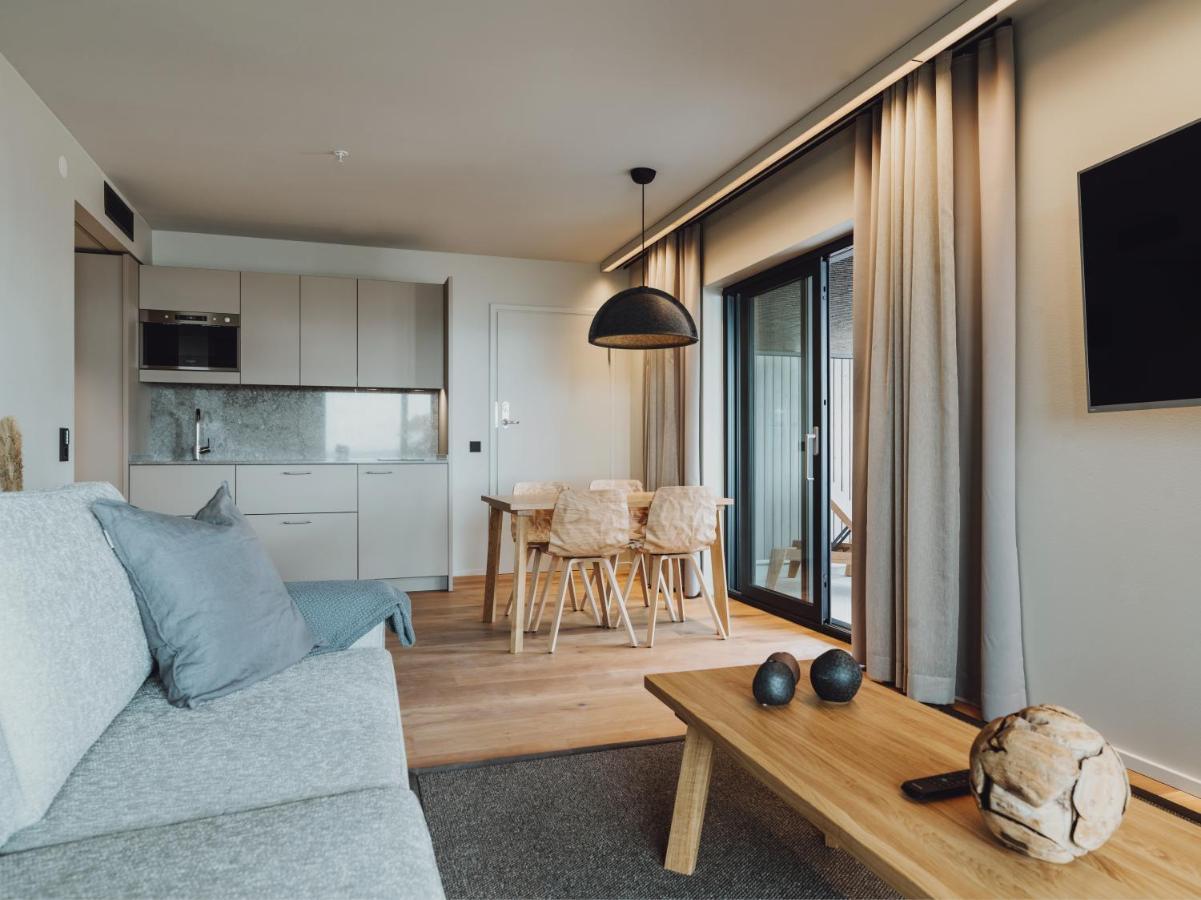 Ahus Seaside Hotel Екстериор снимка