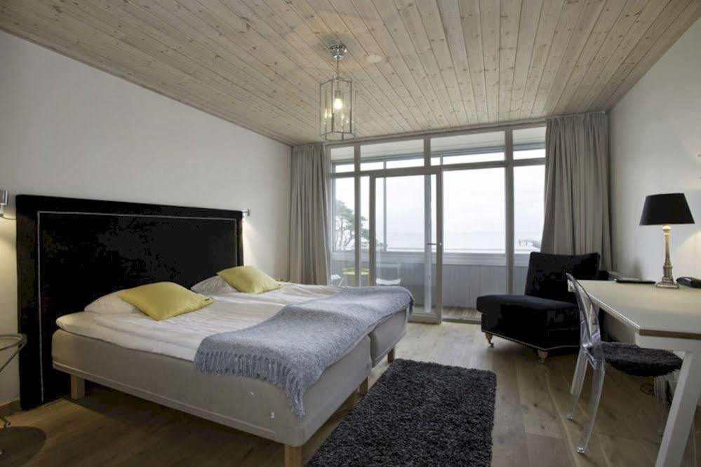 Ahus Seaside Hotel Екстериор снимка